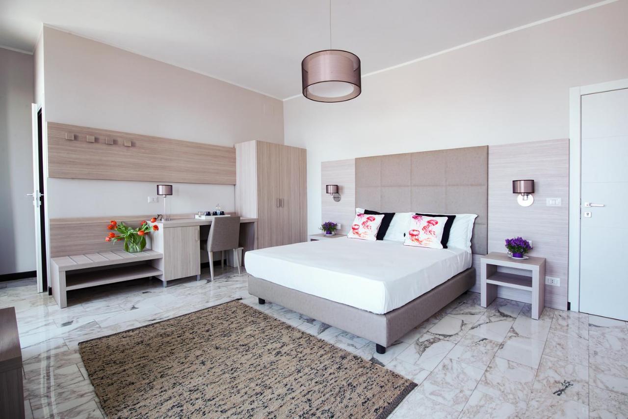 Bluripa Guest House Genova Eksteriør billede